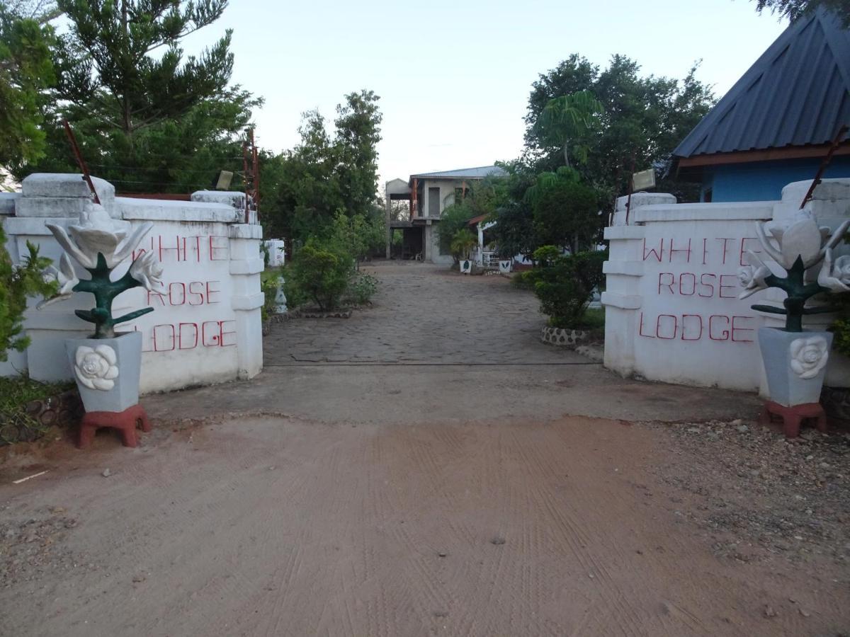 White Rose Lodge Livingstone Exterior photo