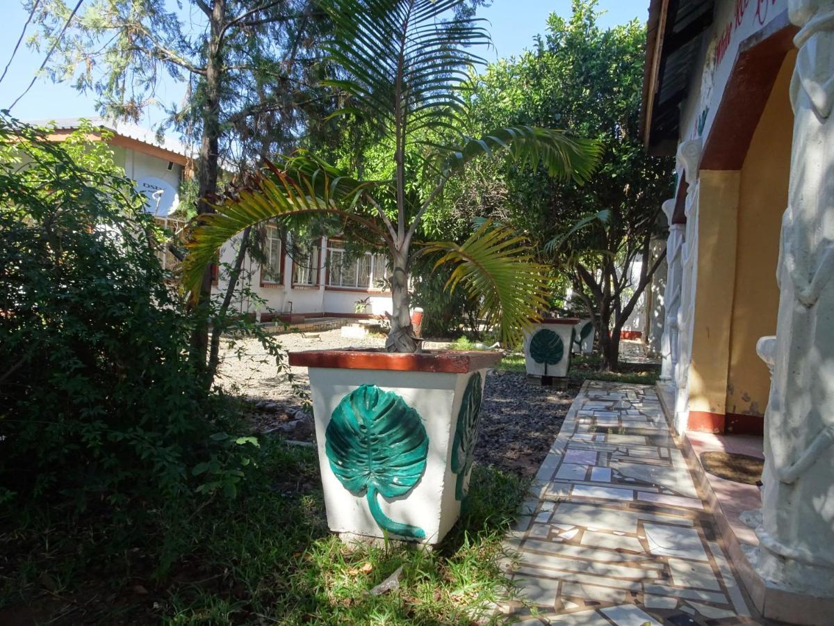 White Rose Lodge Livingstone Exterior photo