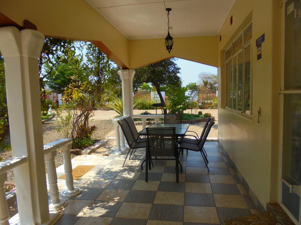 White Rose Lodge Livingstone Exterior photo