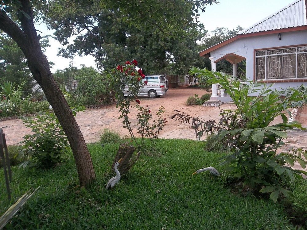 White Rose Lodge Livingstone Exterior photo